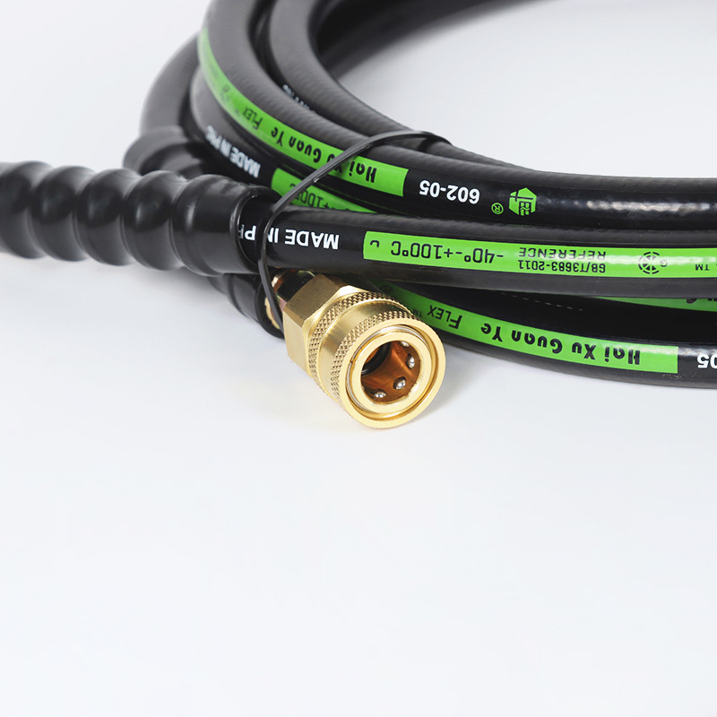 家庭用下水道の高圧水道管を詰まらせる