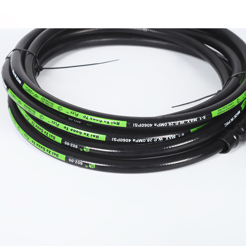 家庭用下水道の高圧水道管を詰まらせる