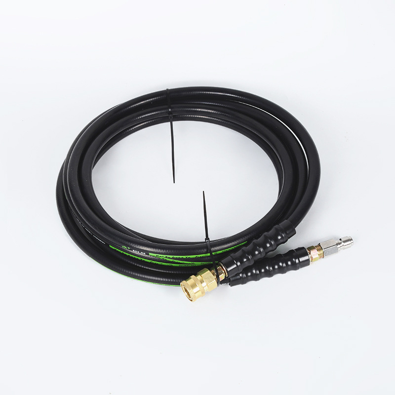 家庭用下水道の高圧水道管を詰まらせる