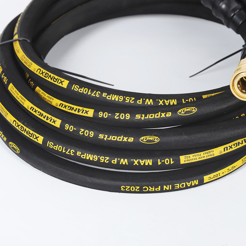 庭の水散水高圧ホース