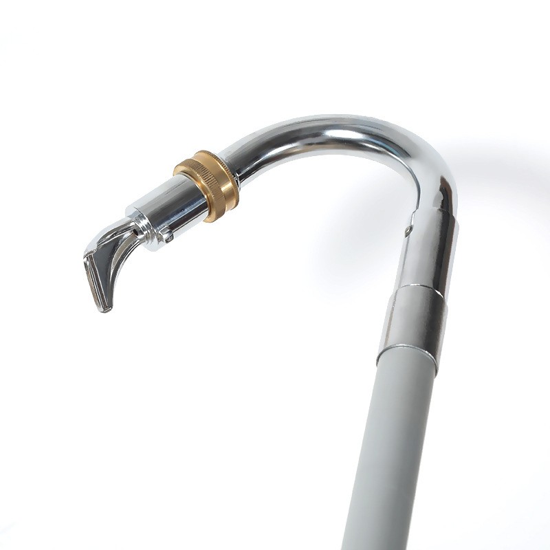 伸縮式ポールを備えたガタークリーナー